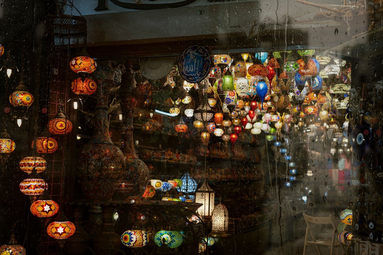 Photo : Miguel Cuenca (Pexels) Lanterne traditionnelle