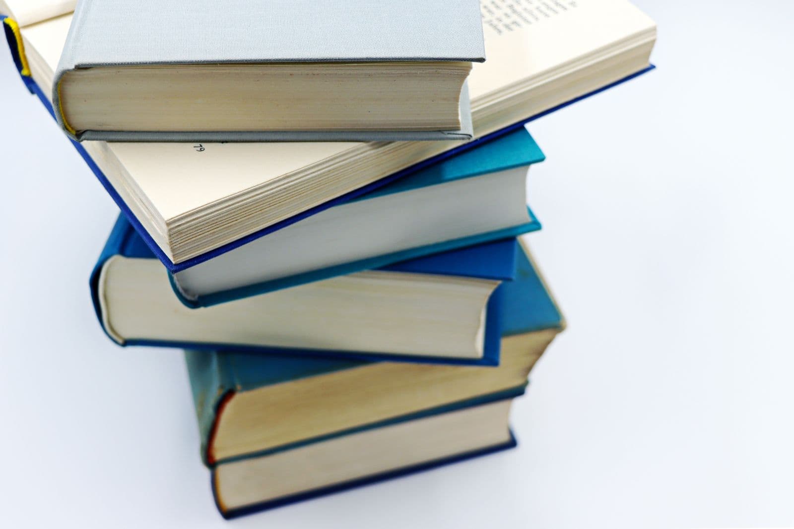 Photo : Marta Branco (Pexels) Livres anciens